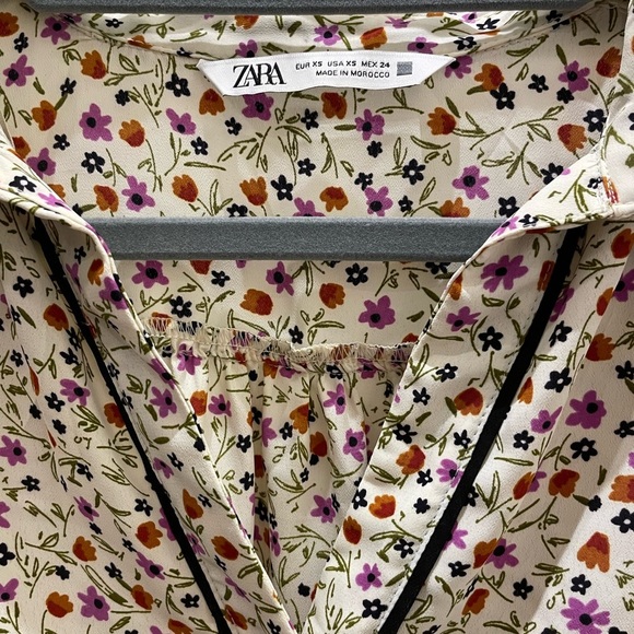 Zara Gorgeous Multicolor Floral Blouse - Picture 3 of 6